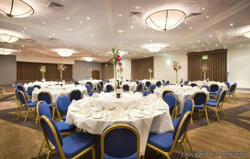 Holiday Inn Peterborough West By Ihg Bagian luar foto